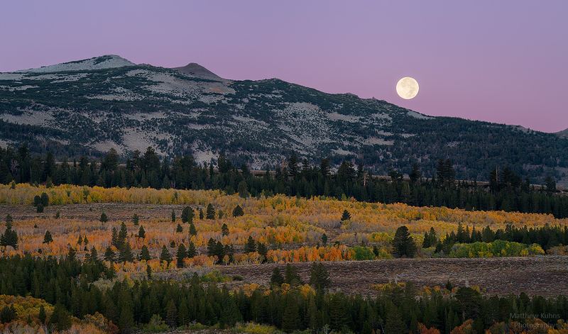 Conway Summit Moonset